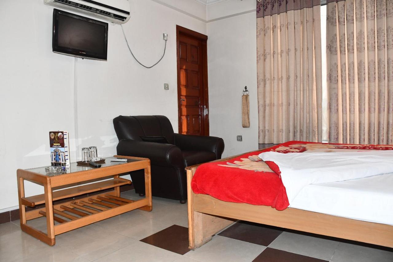 Mir Continental Hotel Muzaffarabad Zewnętrze zdjęcie