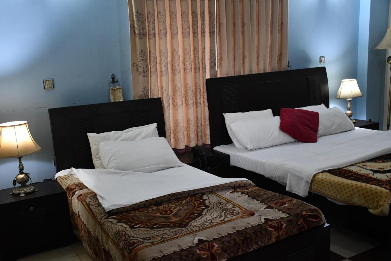 Mir Continental Hotel Muzaffarabad Zewnętrze zdjęcie