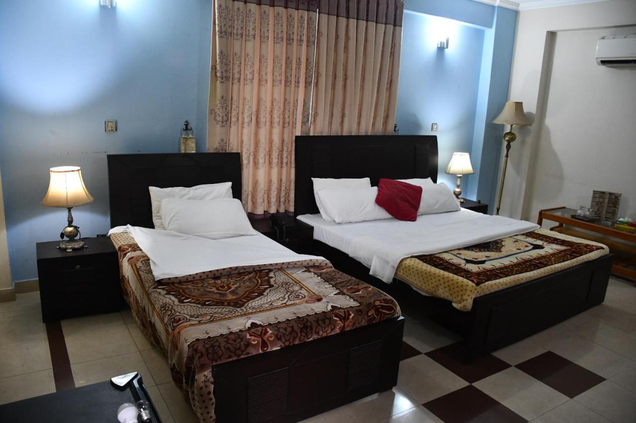 Mir Continental Hotel Muzaffarabad Zewnętrze zdjęcie