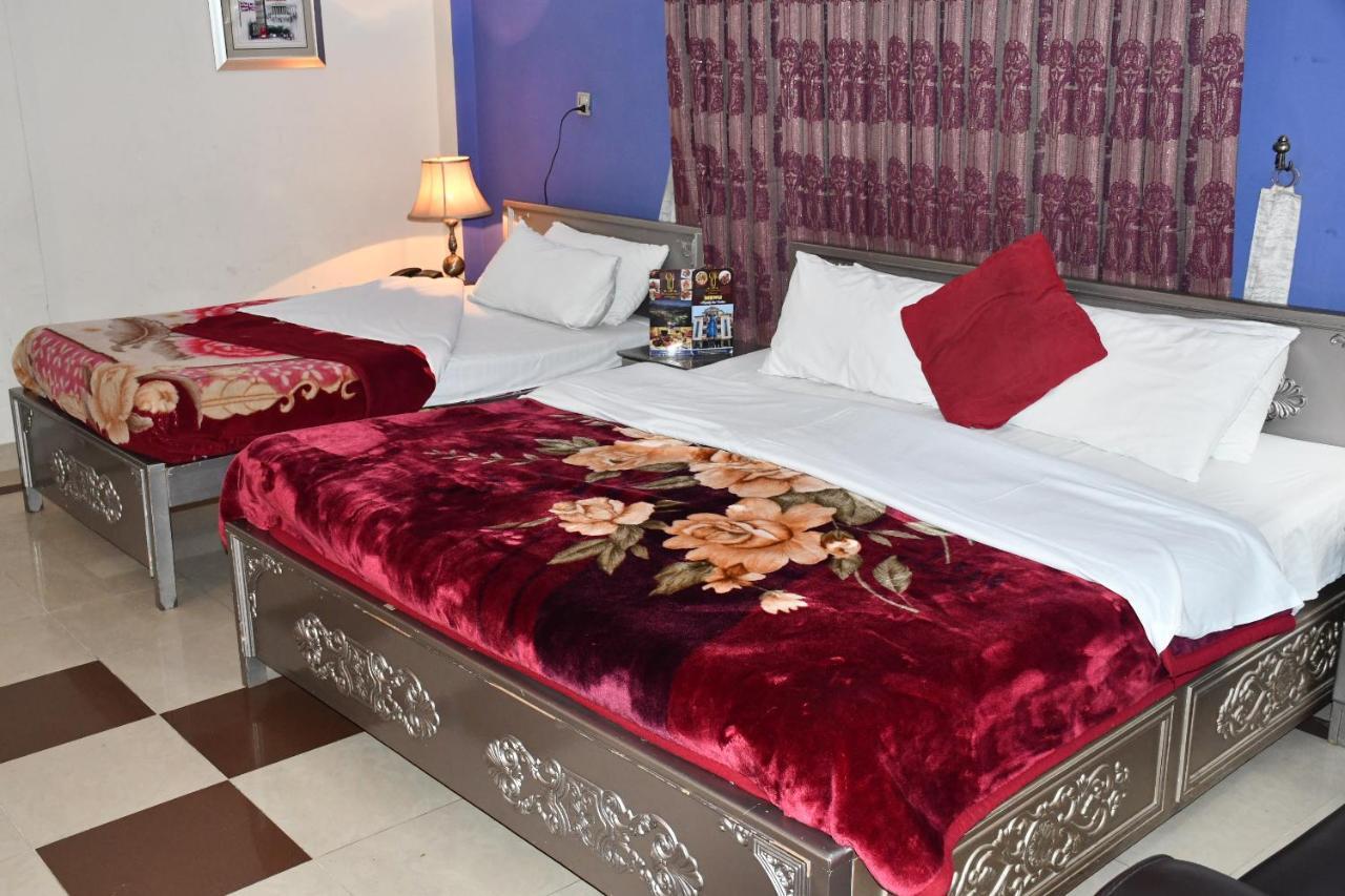 Mir Continental Hotel Muzaffarabad Zewnętrze zdjęcie